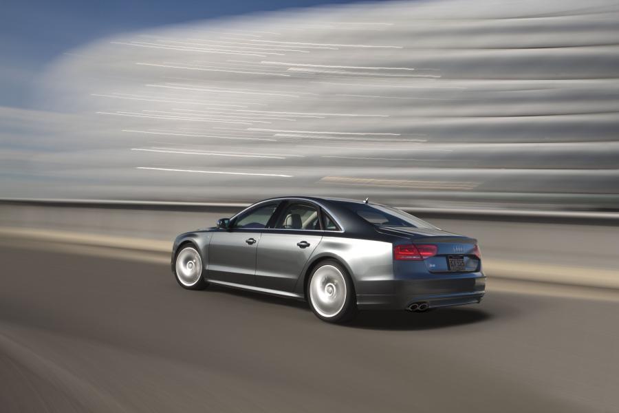  Audi S8 (D4) 2012 года  (NA) (фото 45 из 53)